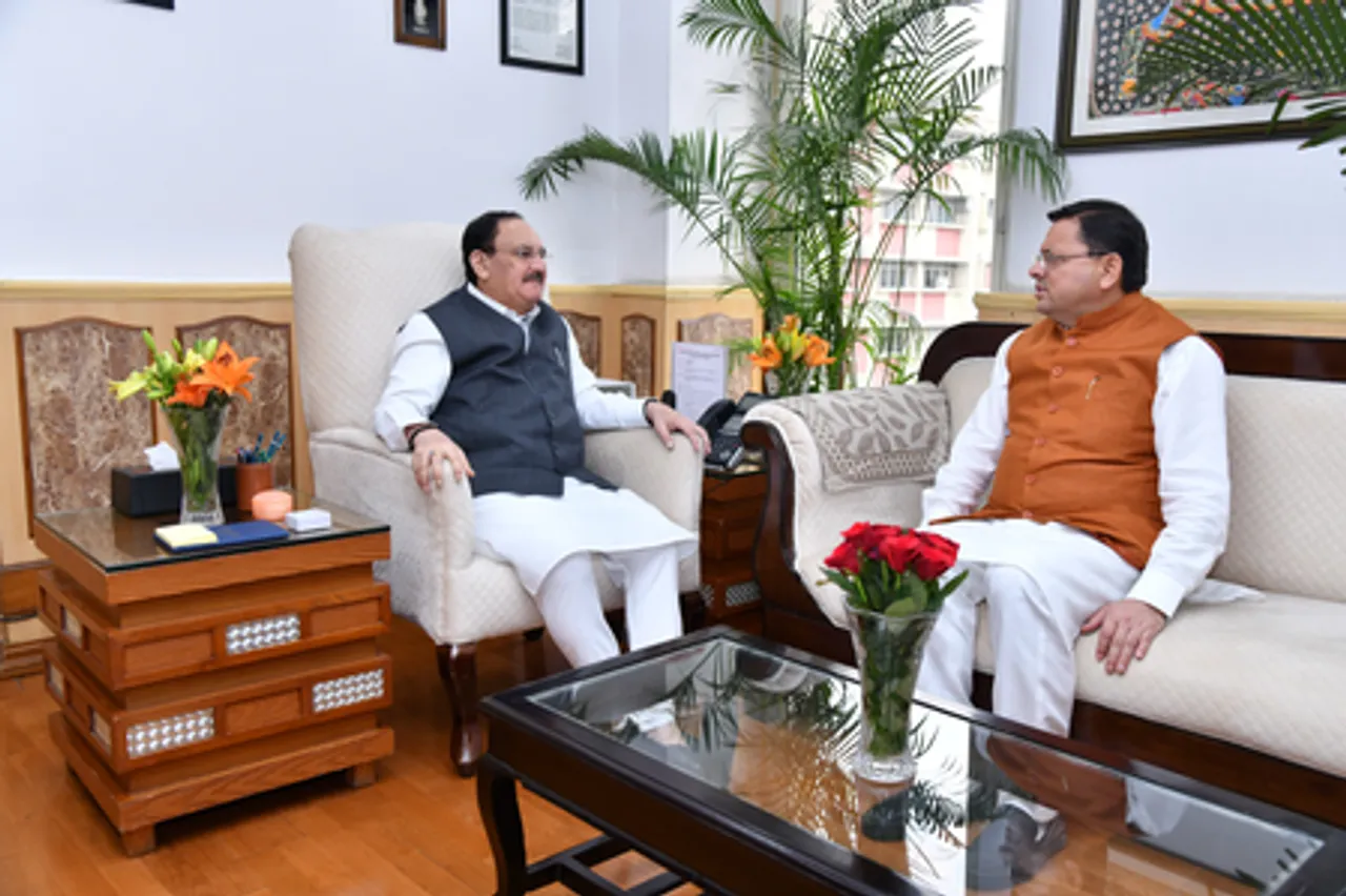सीएम पुष्कर धामी ने केंद्रीय स्वास्थ्य मंत्री जेपी नड्डा से की मुलाकात, एयर एंबुलेंस समेत कई मुद्दों पर हुई चर्चा