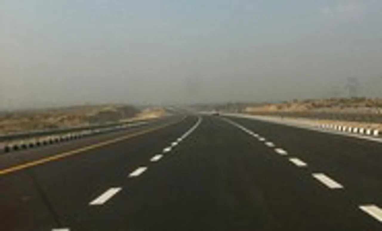 Steps suggested to make Lucknow-Agra Expressway less accident prone