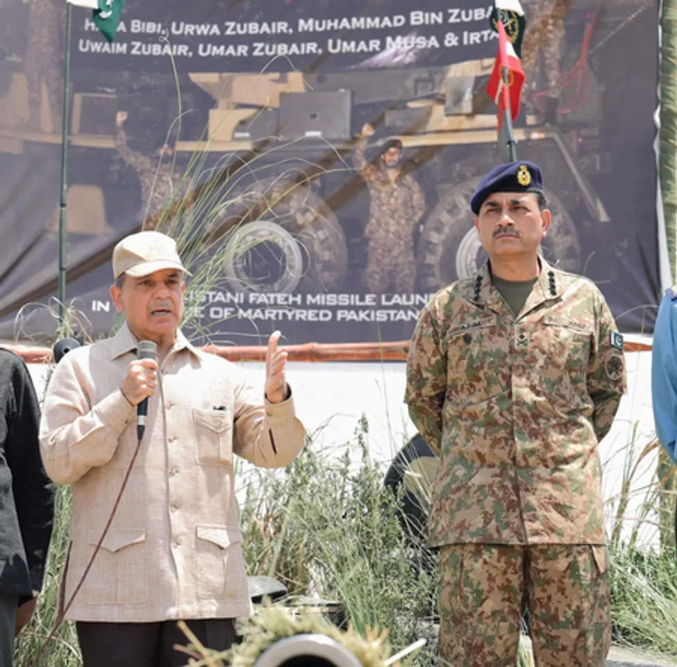 Shehbaz Sharif meets troops in Pasrur