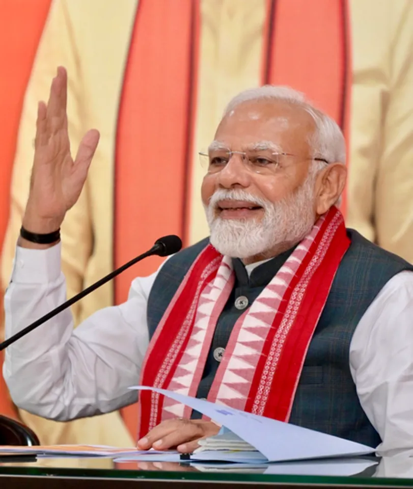 PM Modi interacts with party workers in Patna