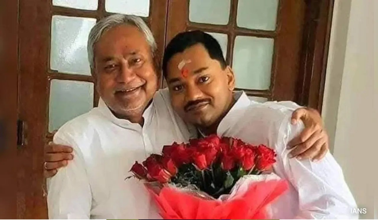 Nitish-Kumar