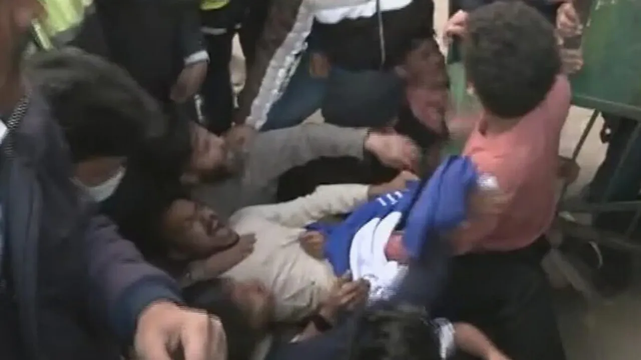 police students clash