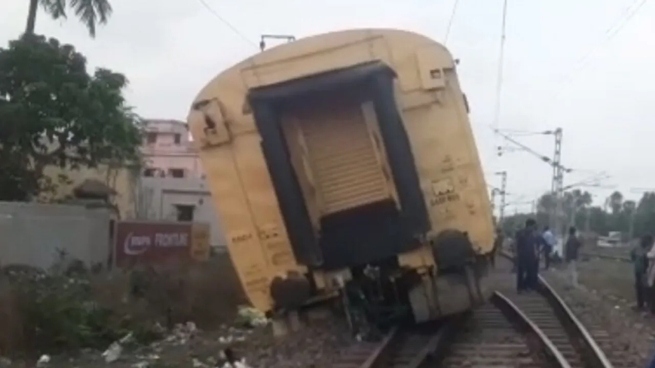 Passenger Train Derails