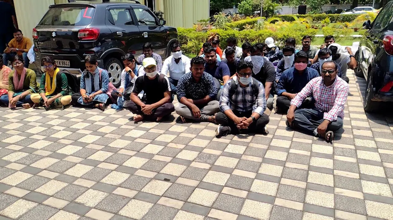 Protest infront of opsc