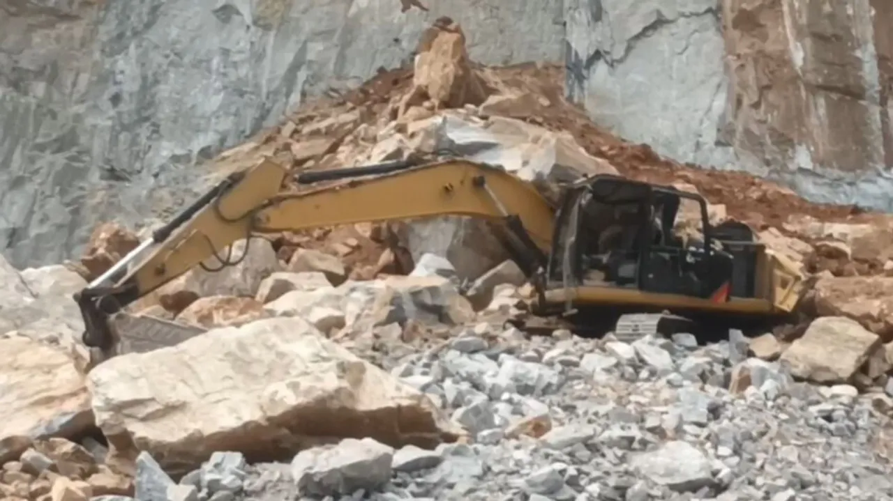 The porcelain machine fell 50 feet into the ditch