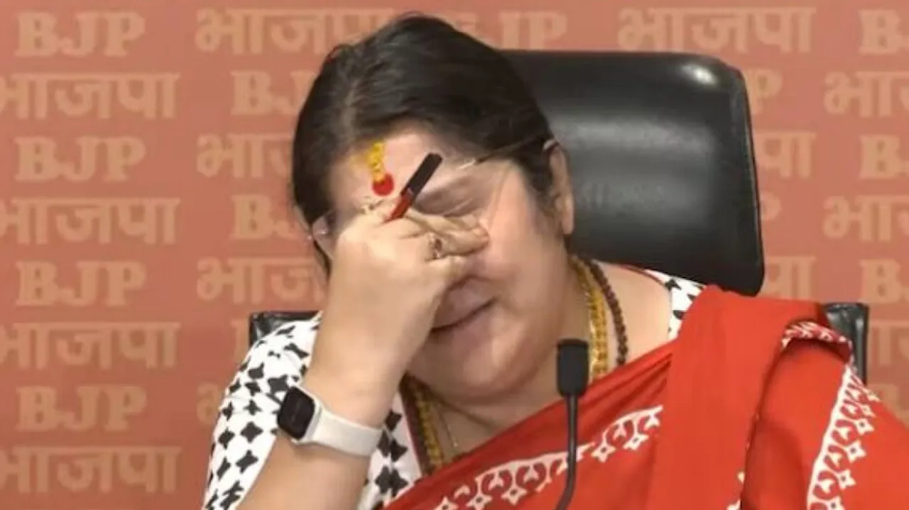 Bjp MP Locket Chatterjee