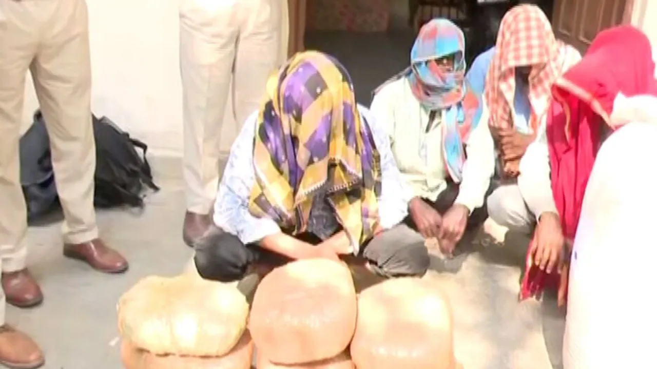 Ganja, Bhanga Seized