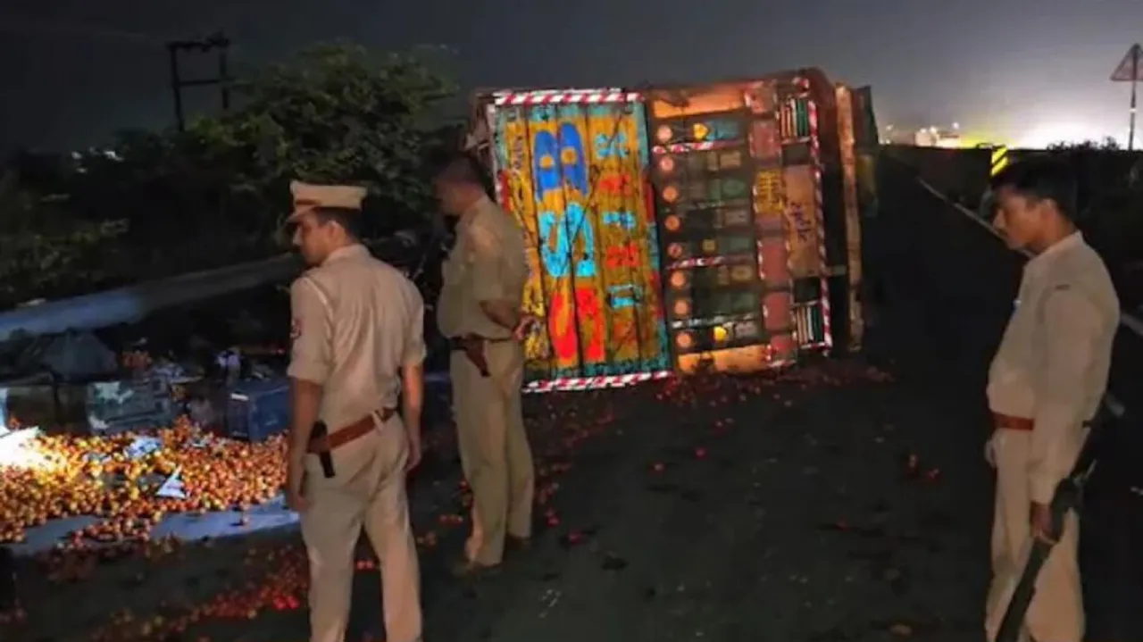 Police in the accident spot 