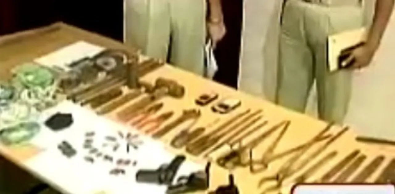 ଖୋର୍ଦ୍ଧାରେ ବେଆଇନ ବନ୍ଧୁକ ତିଆରି କାରଖାନା ଠାବ; ୪ ଗିରଫ, ୮ ବନ୍ଧୁକ ଜବତ