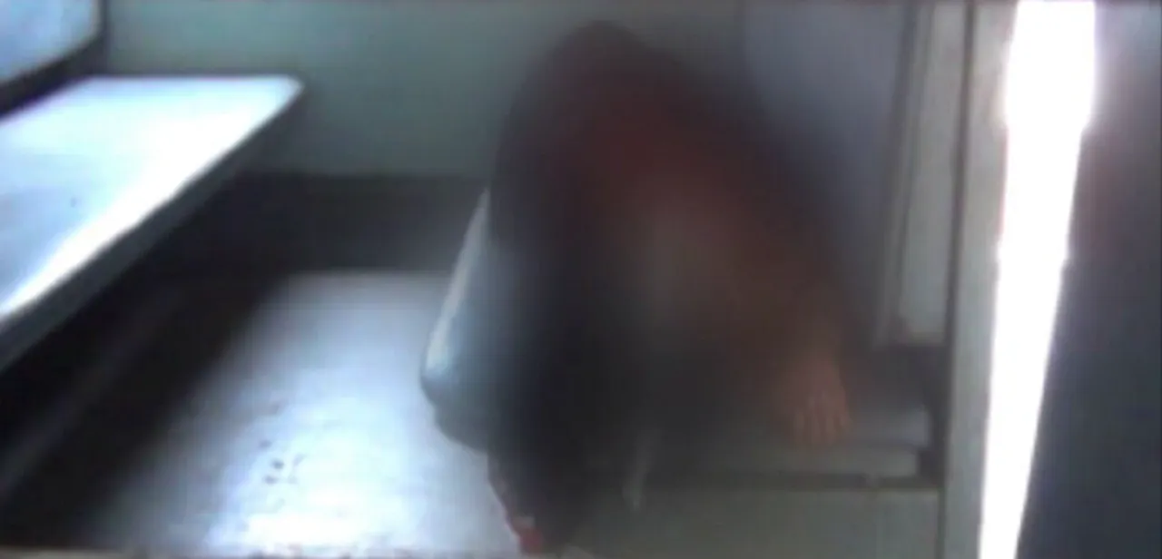 ସ୍ତ୍ରୀକୁ ସ୍ୱାମୀ ଟ୍ରେନରୁ ଠେଲି ଦେବା ଘଟଣା: ରାୟଗଡ଼ା ପୋଲିସକୁ ରିପୋର୍ଟ ମାଗିଲେ ଜାତୀୟ ମହିଳା କମିଶନ