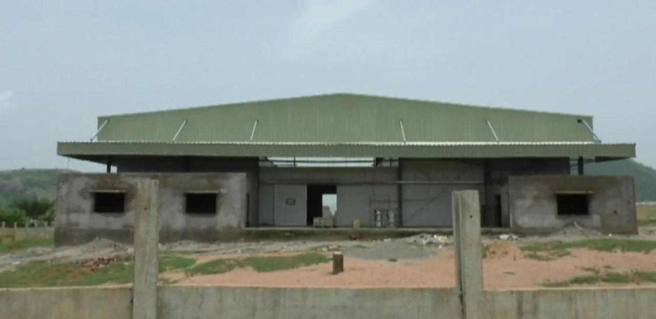 ଟିଟିଲାଗଡ଼: ବିଦ୍ୟୁତ୍ ସଂଯୋଗ ହୋଇପାରୁନି, ଅନିଶ୍ଚିତତା ମଧ୍ୟରେ ସମନ୍ୱିତ ପନିପରିବା ପ୍ୟାକ୍ ହାଉସ୍