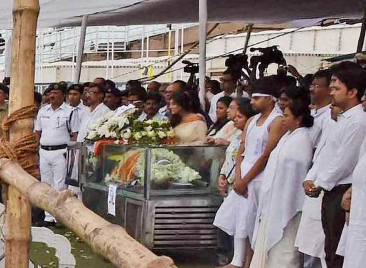 ରାଷ୍ଟ୍ରୀୟ ମର୍ଯ୍ୟାଦା ସହ ଡାଲମିଆଁଙ୍କ ଶେଷକୃତ୍ୟ ସମ୍ପନ୍ନ