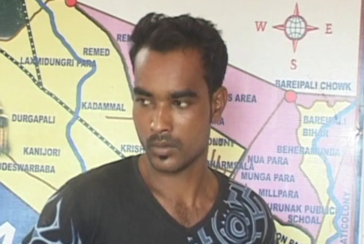 ସମ୍ବଲପୁର: ଗୋଟିଏ ପିସ୍ତଲ ଓ ୫ ରାଉଣ୍ଡ ଗୁଳି ଜବତ, ଜଣେ ଯୁବକ ଗିରଫ