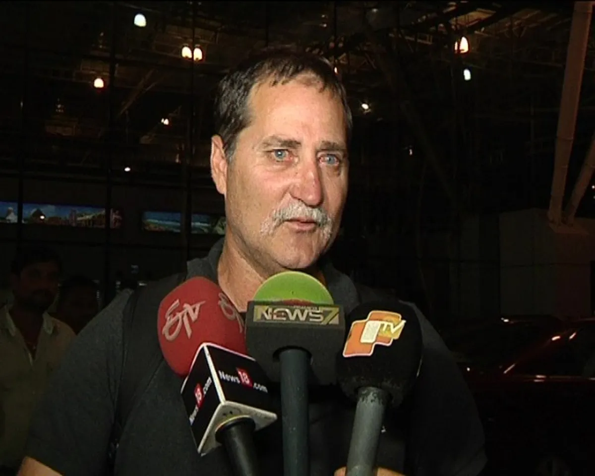 ଭୁବନେଶ୍ୱରରେ ପହଞ୍ଚିଲେ କଳିଙ୍ଗ ଲାନର୍ସର ମୁଖ୍ୟ କୋଚ୍ ମାର୍କ ହାଗର