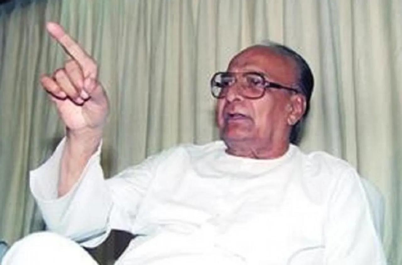 ପ୍ରବାଦ ପୁରୁଷଙ୍କୁ  ଶ୍ରଦ୍ଧା ସୁମନ ଅର୍ପଣ କଲେ ମୋଦି ଏବଂ ବୈଜୟନ୍ତ