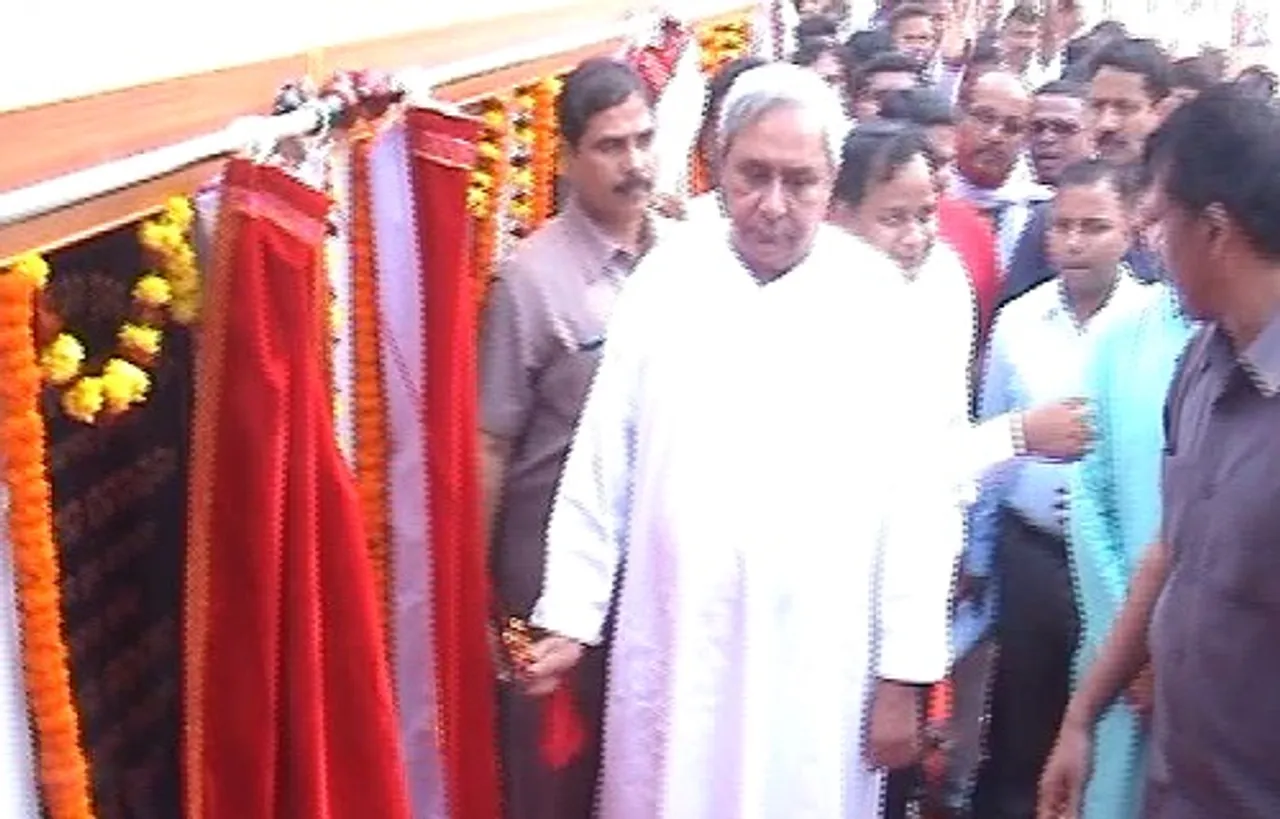 ମୁଖ୍ୟମନ୍ତ୍ରୀଙ୍କ ଗଞ୍ଜାମ ଗସ୍ତ: ବିଭିନ୍ନ ପ୍ରକଳ୍ପର କଲେ ଶିଳାନ୍ୟାଶ