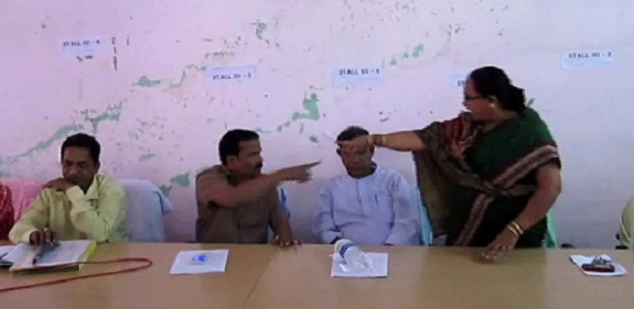 ନୟାଗଡ଼: ଖଣ୍ଡପଡ଼ା ପଞ୍ଚାୟତ ସମିତି ବୈଠକ ପାଲଟିଲା ରଣକ୍ଷେତ୍ର, ଫୋର୍ସ ମୁତୟନ