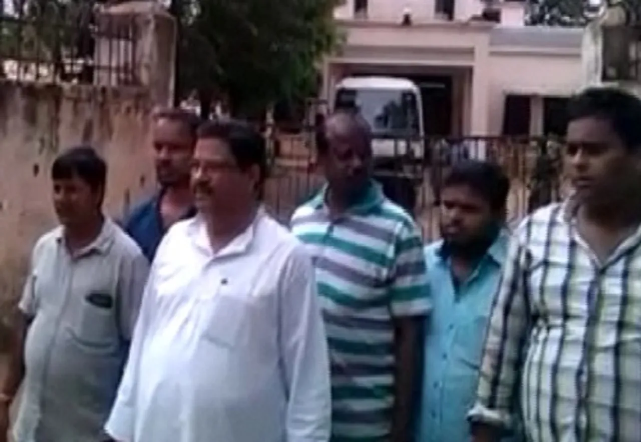 ଇତିଶ ପ୍ରଧାନଙ୍କୁ ଝାରପଡ଼ା ଜେଲରେ ଭେଟିଲେ ଜୟଦେବ ଜେନା