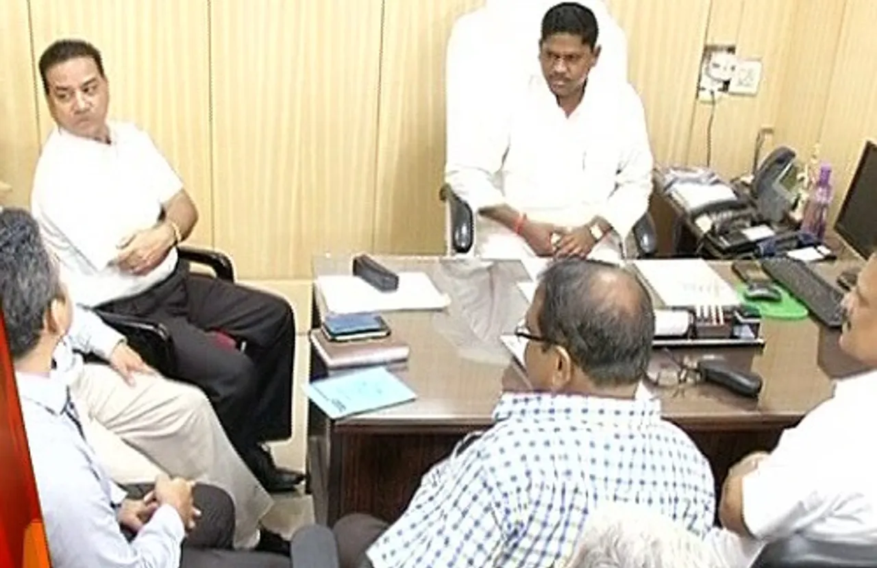 ରାଜ୍ୟର ୮ ଟୋଲ୍‌ଗେଟ୍‌ରୁ ୫ ବେଆଇନ