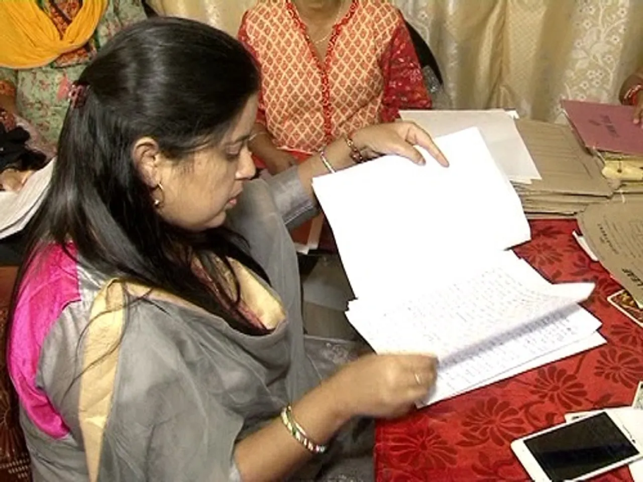 ସ୍ୱାମୀ ଓ ଶ୍ୱଶୁରଙ୍କଠାରୁ ୫ କୋଟି ଟଙ୍କାର କ୍ଷତିପୂରଣ ଦାବି କଲେ ଲୋପାମୁଦ୍ରା