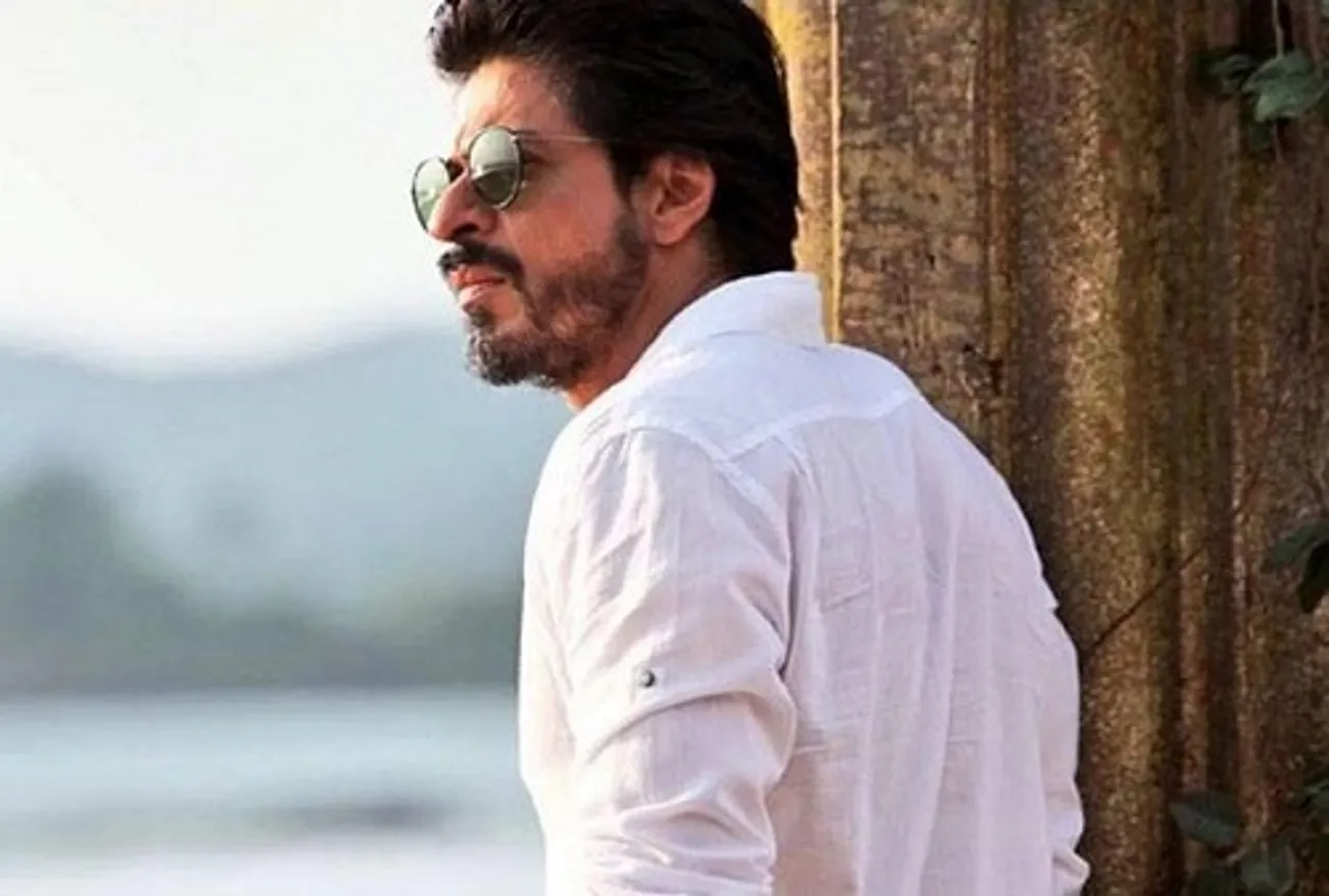 ସୁଟିଂ ସେଟ୍ ପରି ଇନଷ୍ଟାଗ୍ରାମରେ ମଧ୍ୟ ସକ୍ରିୟ ରୁହନ୍ତି ଶାହାରୁଖ