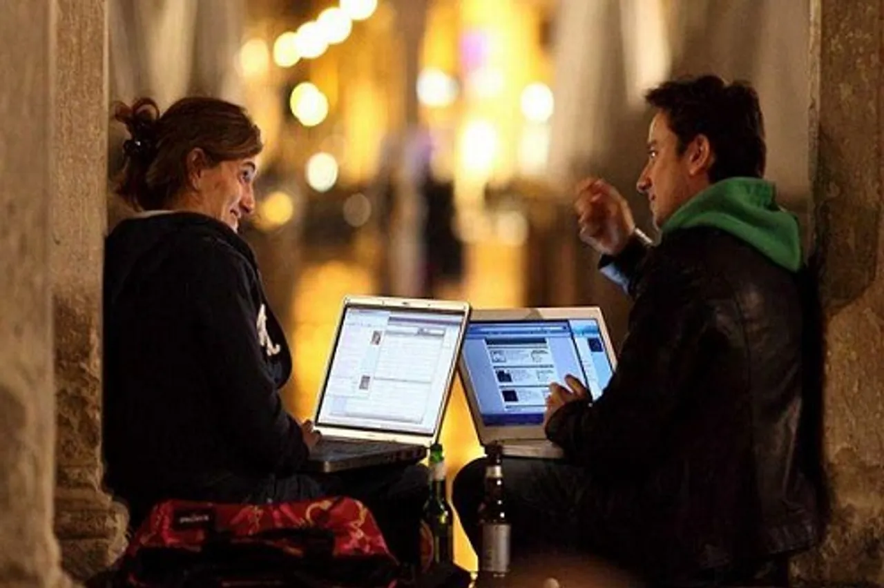 ଅନ୍‌ଲାଇନ୍‌ ଡେଟିଂର ସିକ୍ରେଟ୍‌ ଫର୍ମୁଲା: ଭଲମନ୍ଦର ଭିତିରିକଥା