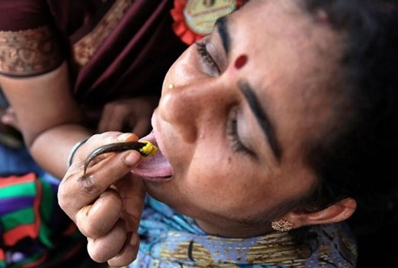 ଜୀବନ ବଂଚାଉଛି କଞ୍ଚାମାଛ: ଦାମୀ ଔଷଧ ନୁହେଁ ଦେଶୀ ଉପାୟରେ ଚାଲିଛି ଚିକିତ୍ସା,ରୋଗ ଜାଣନ୍ତୁ, ଠିକଣା ବି ପଢନ୍ତୁ