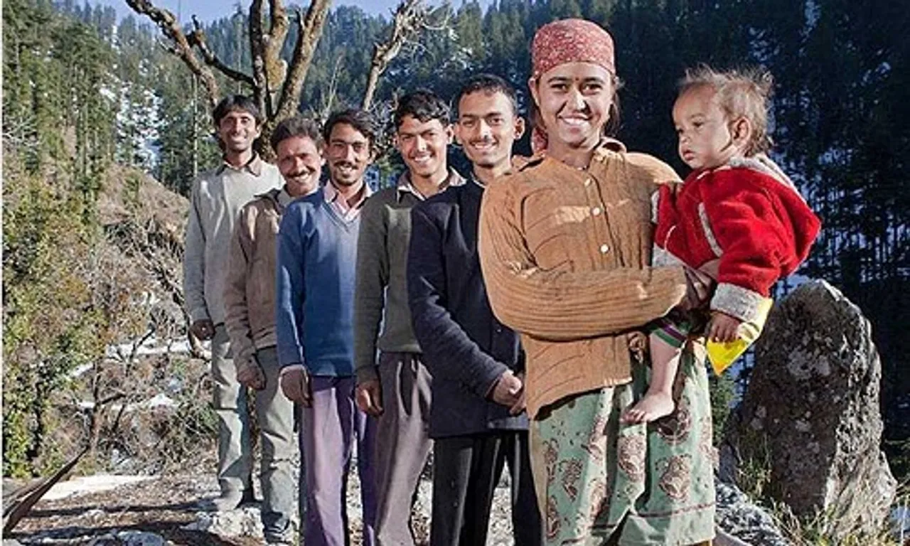 ଏ ହେଉଛନ୍ତି କଳିଯୁଗର ଦ୍ରୌପଦୀ: ଜାଣନ୍ତୁ ପାଞ୍ଚ ପତିଙ୍କ ପତ୍ନୀ ‘ରଜୋ’ଙ୍କ କାହାଣୀ