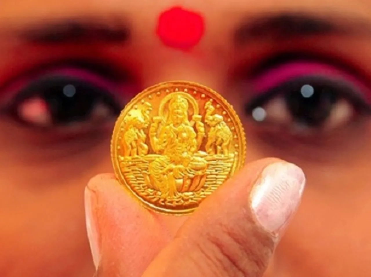 ଉଚିତ ସ୍ଥାନରେ ରଖନ୍ତୁ ଟଙ୍କା ଓ ଗହଣା: ସୁଧୁରି ଯିବ ଆର୍ଥିକ ସ୍ଥିତି