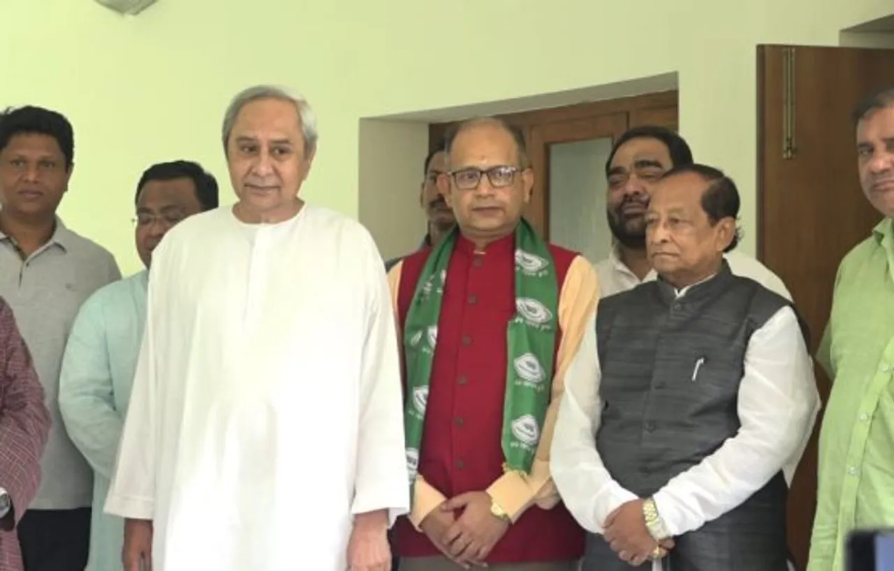 ବିଜେଡିରେ ମିଶିଲେ ଅମର, ହେବେ ସାଂସଦ ପ୍ରାର୍ଥୀ