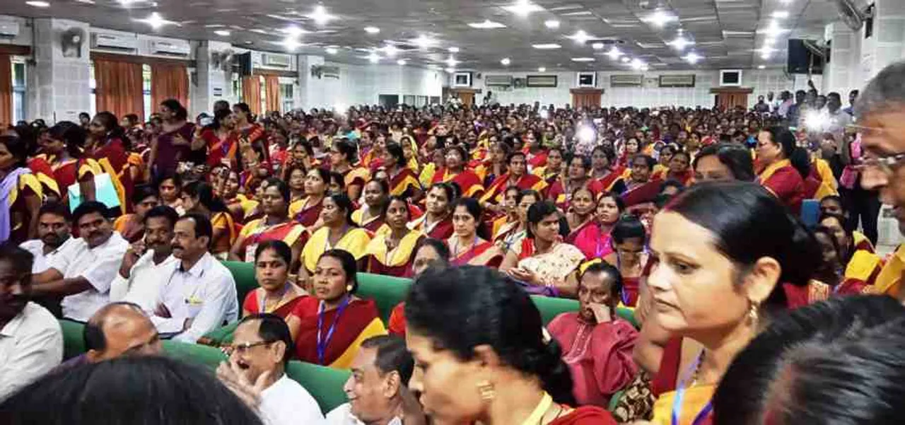 ବିଜେଡି ଗଢ଼ିଲା ଅଙ୍ଗନୱାଡ଼ି କର୍ମୀ ଓ ସହାୟିକା ସାମ୍ମୁଖ୍ୟ