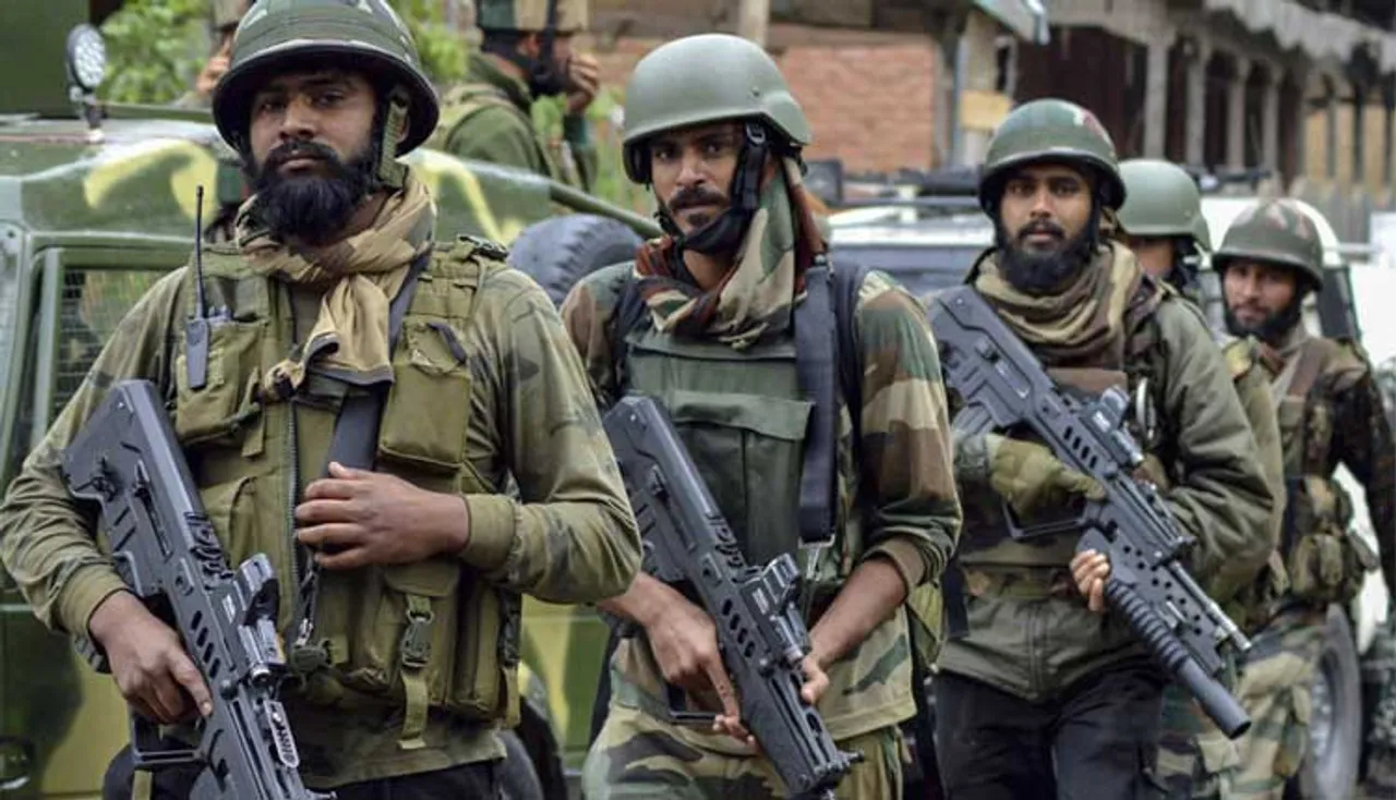 ସୁରକ୍ଷାକର୍ମୀଙ୍କୁ ଘାରିଲା ଆତଙ୍କବାଦୀଙ୍କ ଭୟ: ୬ ଏସ୍‌ପିଓଙ୍କ ସାମୂହିକ ଇସ୍ତଫା!