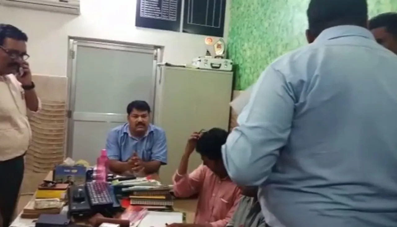 ଲାଞ୍ଚ ନେବା ବେଳେ ଭିଜିଲାନ୍ସ ଜାଲରେ ଫସିଲେ ଜଟଣୀ ଆଇଆଇସି