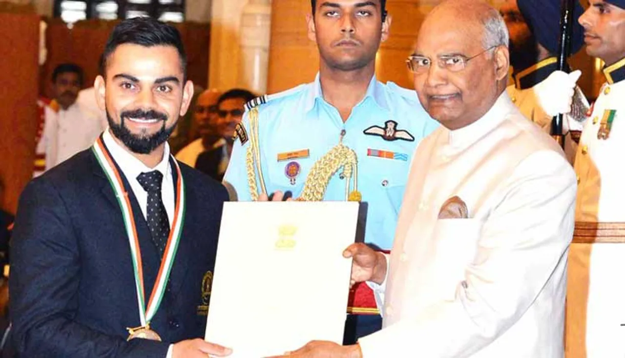 ଖେଳରତ୍ନ ପୁରସ୍କାର ଗ୍ରହଣ କଲେ କୋହଲି, ଦେଖନ୍ତୁ ଭିଡିଓ