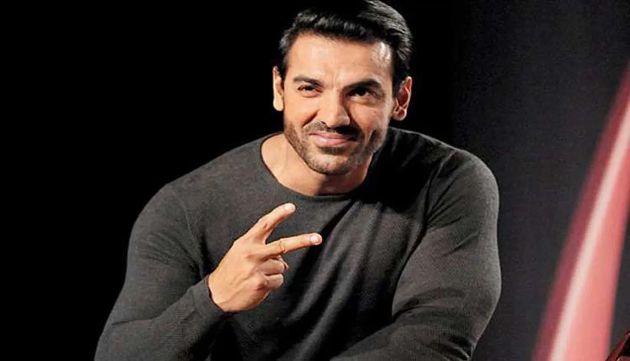 ଫ୍ୟାନ୍‌ଙ୍କୁ ଏମିତି ଧକ୍କା ମାରିଥିଲେ ଜନ୍‌ ଆବ୍ରାହମ୍‌! ଭିଡିଓ ଭାଇରାଲ୍‌