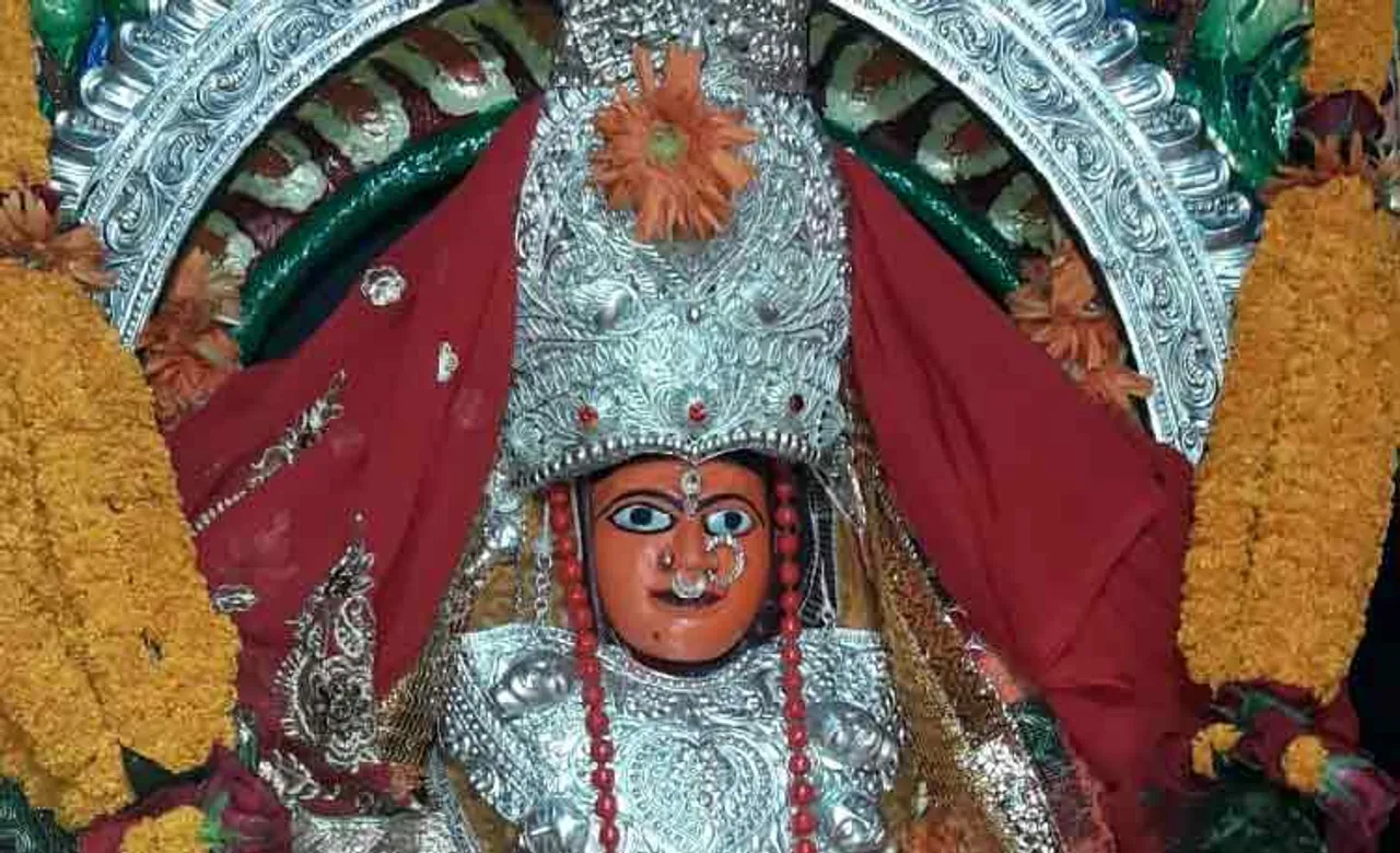 ସ୍କନ୍ଧମାତା ବେଶରେ ଦର୍ଶନ ଦେଉଛନ୍ତି ମା’ ସମଲେଶ୍ୱରୀ