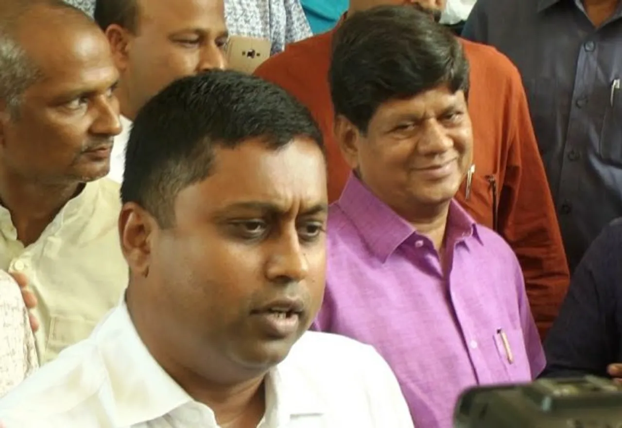 ଖଣ୍ଡପଡ଼ା ସିଟ୍ ପାଇଁ ସୌମ୍ୟ-ଅନୁଭବ କଳି !