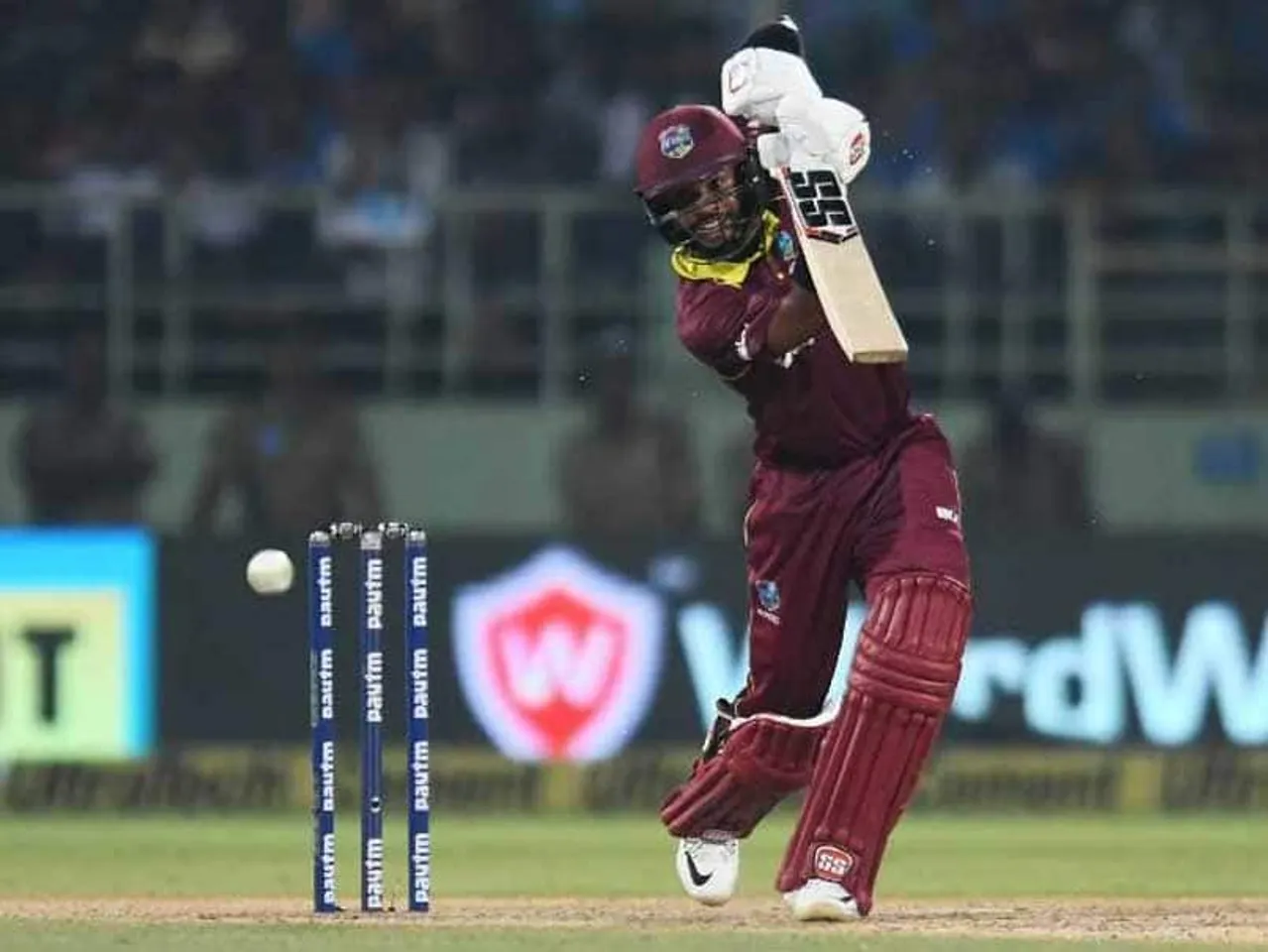 ୧ମ ଟି-ଟ୍ୱେଣ୍ଟି: ଟସ୍‌ ଜିତି ଟିମ୍‌ ଇଣ୍ଡିଆର ଫିଲ୍‌ଡିଂ, ପଦାର୍ପଣ କଲେ ଖଲିଲ୍ ଓ କୃନାଲ୍