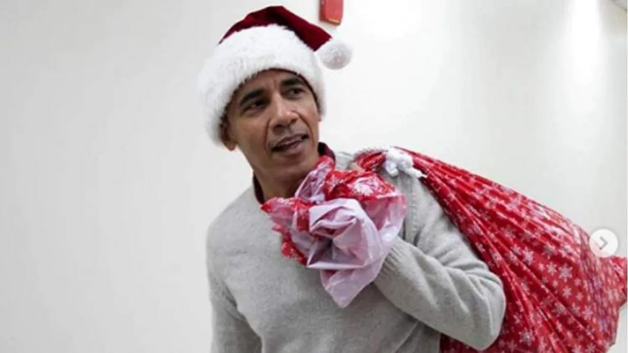 ସାଣ୍ଟା କ୍ଲଜ୍‌ ସାଜି ଶିଶୁ ରୋଗୀଙ୍କୁ ଖୁସି ବାଣ୍ଟିଲେ ବାରାକ୍‌ ଓବାମା