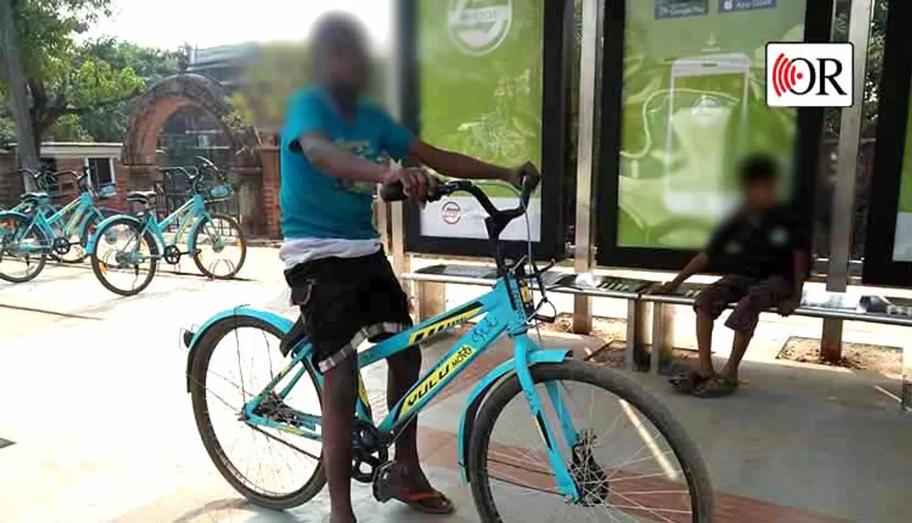 ସ୍ମାର୍ଟ ସାଇକେଲ୍‌ର ଏମିତି ହାଲ୍: ସର୍‌କାର୍‌ କା ମାଲ୍‌, ଦରିୟା ମେଁ ଡାଲ୍‌