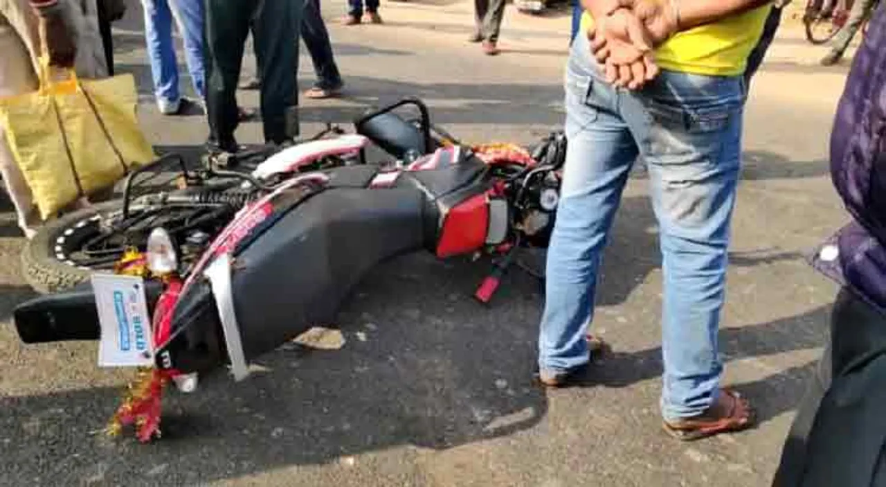 ପିକ୍‌ଅପ୍‌ ଧକ୍କାରେ ଚାଲିଗଲା ଜୀବନ