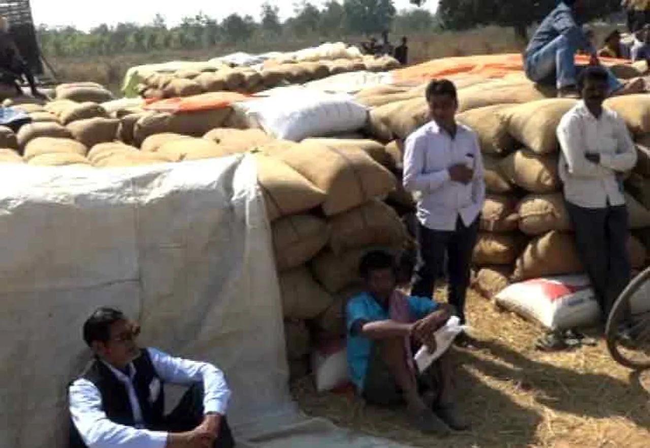 ଚାଷୀଙ୍କ କଟା ଘା’ରେ ମନ୍ତ୍ରୀଙ୍କ ଚୂନ !