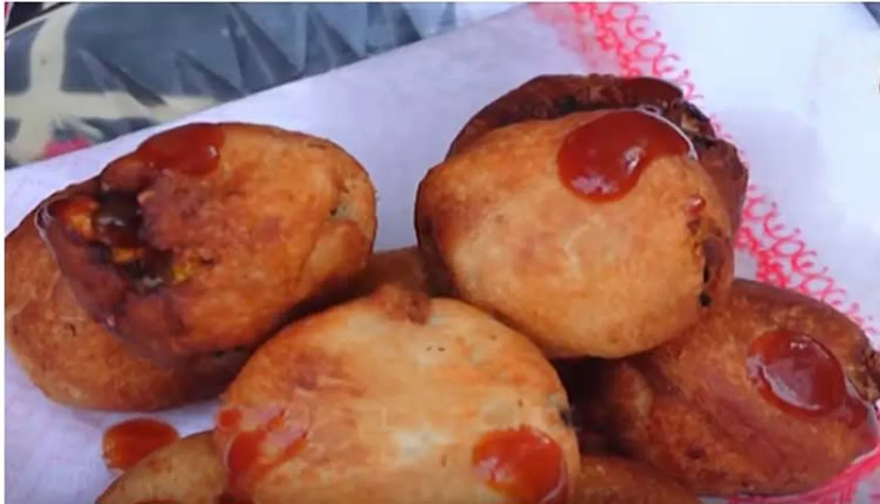 ପୂରା ଦେଶୀ ସ୍ୱାଦରେ ଭରପୁର ପାଉଁରୁଟି ଅଣ୍ଡା ଗୋଲା