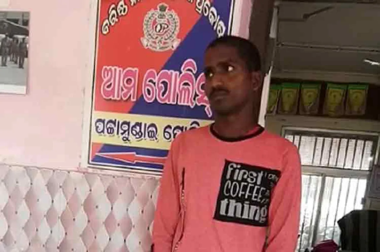 ଯୁବତୀଙ୍କ ପେଟରେ ଷ୍ଟମ୍ପ ଭୁଶିଦେଲେ ଉତକ୍ଷିପ୍ତ ଯୁବକ