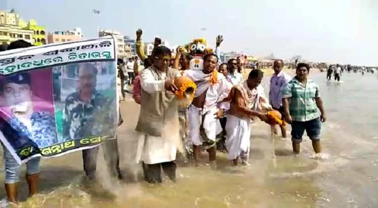 ପୁଲୱାମାରେ ସହିଦ ଓଡ଼ିଆ ଯବାନଙ୍କୁ ପୁରୀରେ ଅଶ୍ରୁଳ ଶ୍ରଦ୍ଧାଞ୍ଜଳି