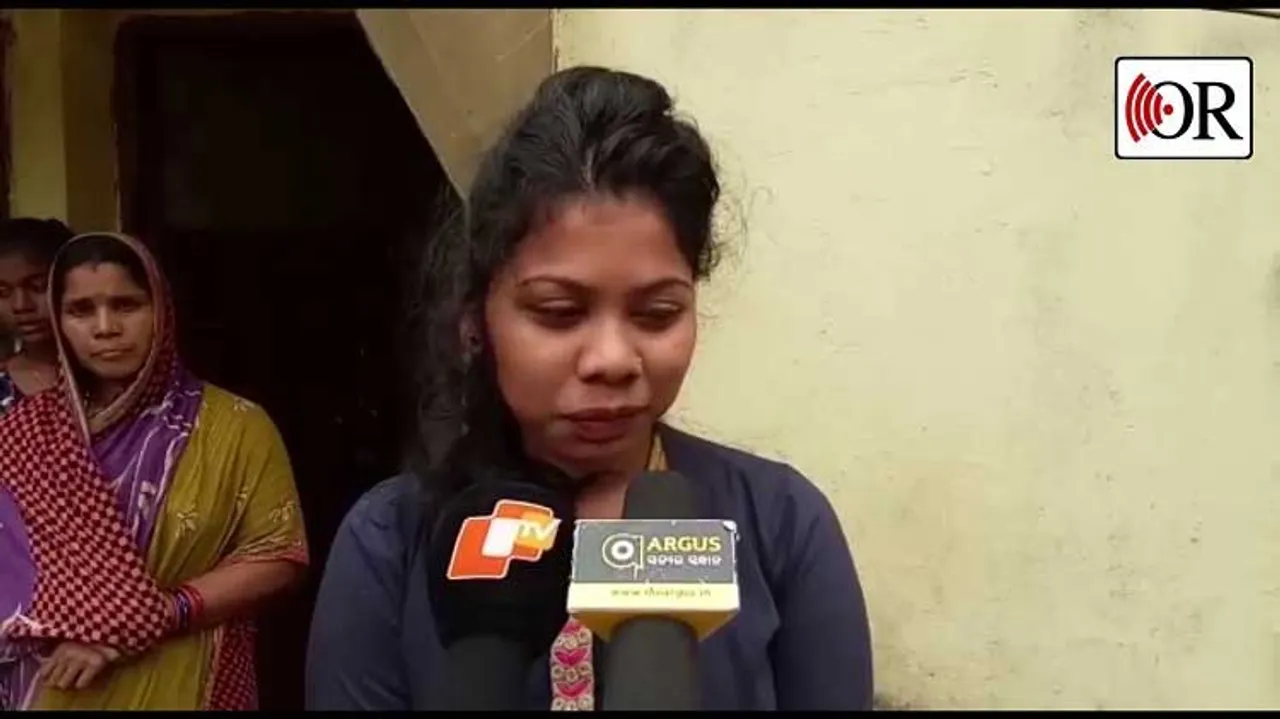 ‘ମୁଣ୍ଡରୁ ବାବାଙ୍କ ହାତ ଉଠିଗଲା, ହେଲେ ଦେଶ ପାଇଁ ଜୀବନ ଦେଇଥିବାରୁ ମୁଁ ଗର୍ବିତ’