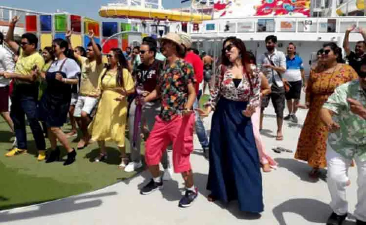 ସୁଟିଂ ସମୟରେ ‘ତାରକ ମେହେତା କା ଉଲ୍‌ଟା ଚଷମା’ କଳାକାରଙ୍କୁ ମିଳିଗଲେ ବିଦେଶୀ ପ୍ରଶଂସକ, ତାପରେ...