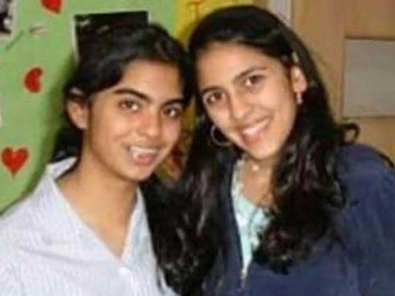 ଗୋଟିଏ ସ୍କୁଲରେ ପଢୁଥିଲେ ଅମ୍ବାନୀ ପରିବାରର ଝିଅ ଓ ବୋହୂ ଈଶା-ଶ୍ଲୋକା