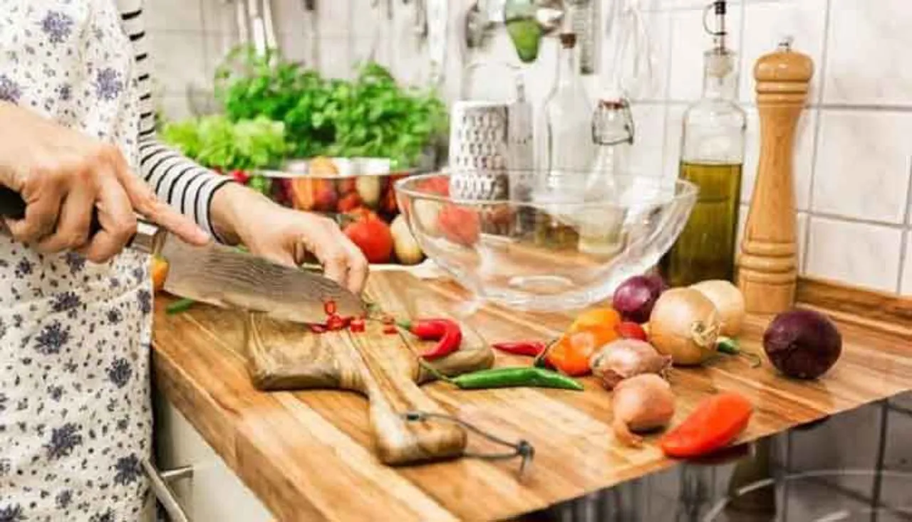 ଜାଣନ୍ତୁ ଖାଦ୍ୟକୁ ସ୍ୱାଦିଷ୍ଟ କରିବା ପାଇଁ କିଛି ସିକ୍ରେଟ୍‌ ଟିପ୍ସ