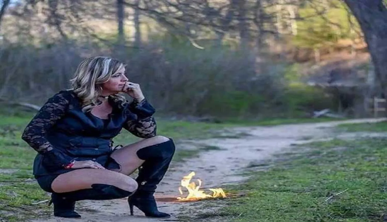 ଛାଡ଼ପତ୍ର ପରେ ଫଟୋଶୁଟ୍‌ କରି ଖୁସି ମନାଇଲେ ମହିଳା, ଭାଇରାଲ୍‌ ହେଉଛି ଫଟୋ